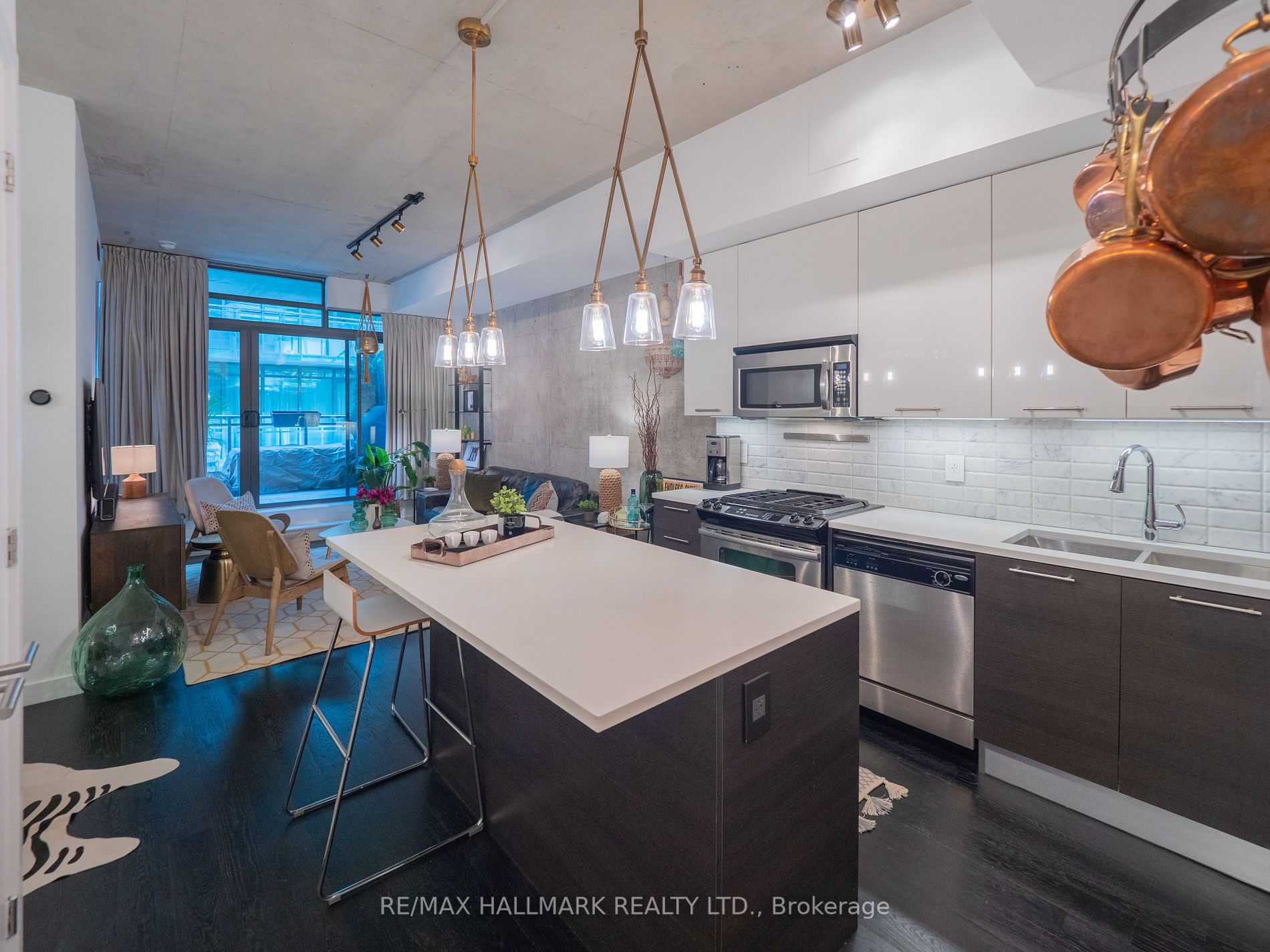 90 Broadview Ave, #526