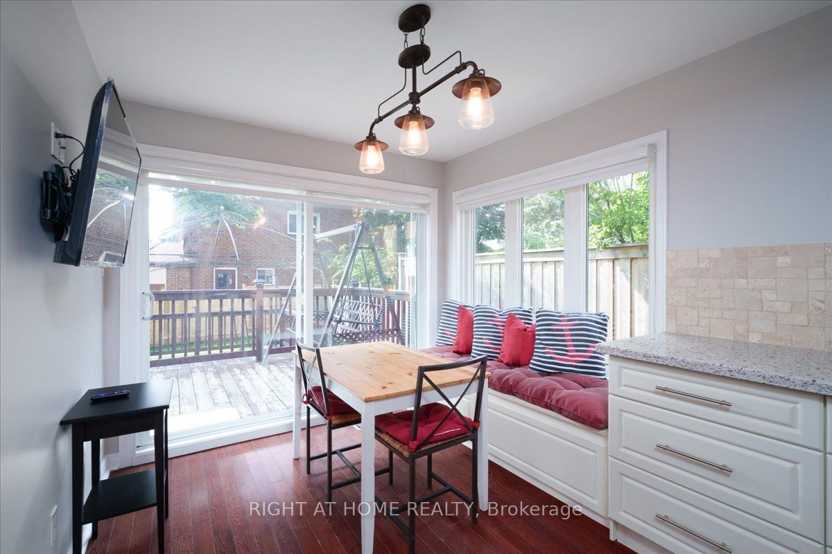 533 Braeburn Cres