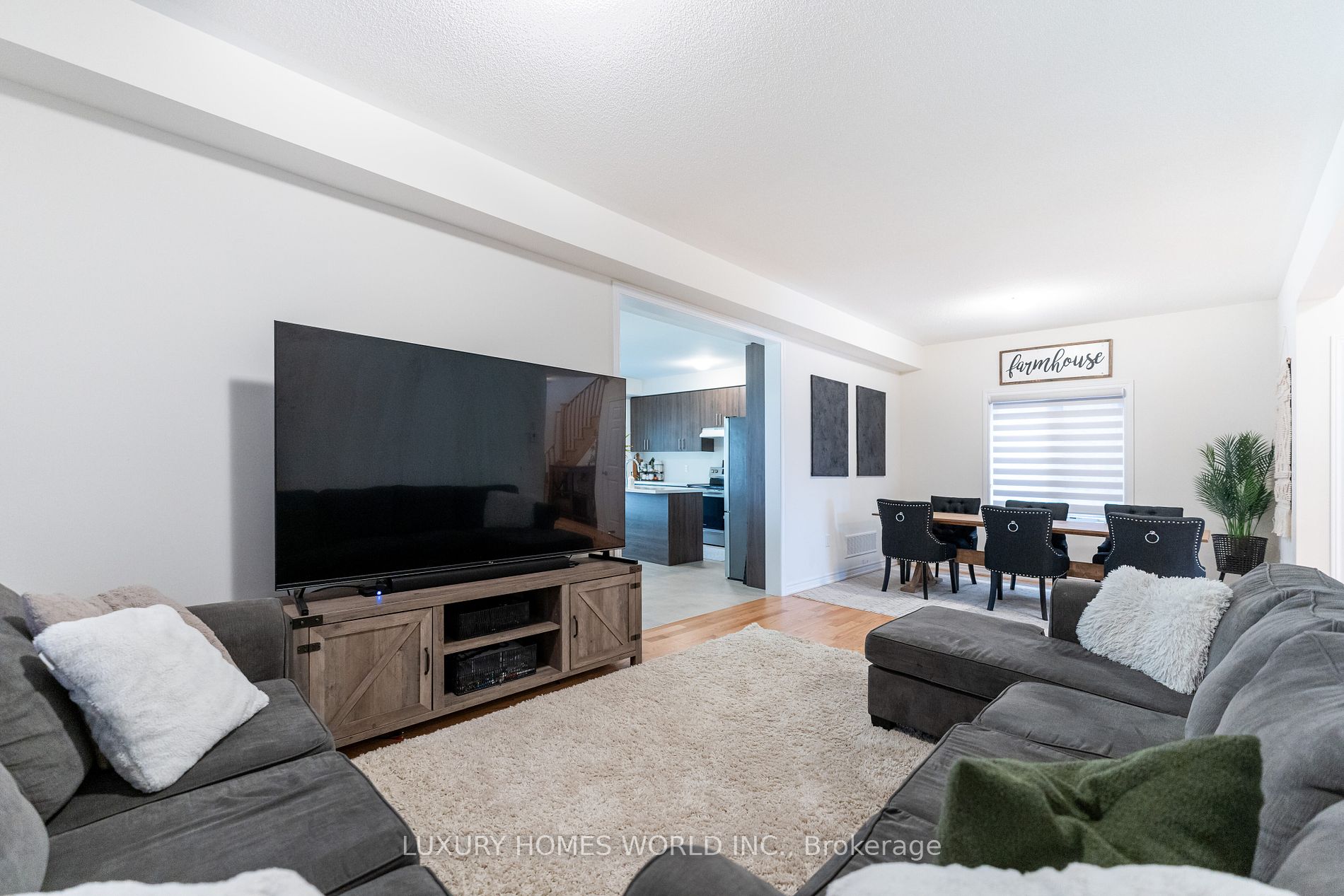 273 Fleetwood Dr