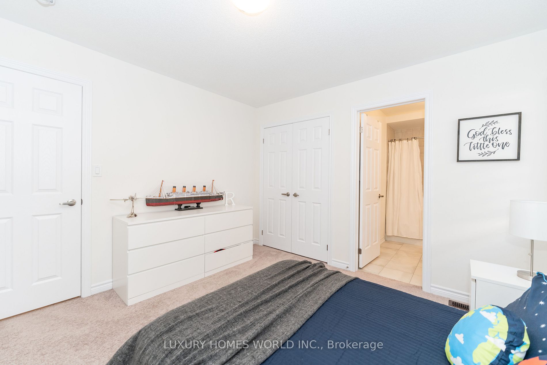 273 Fleetwood Dr