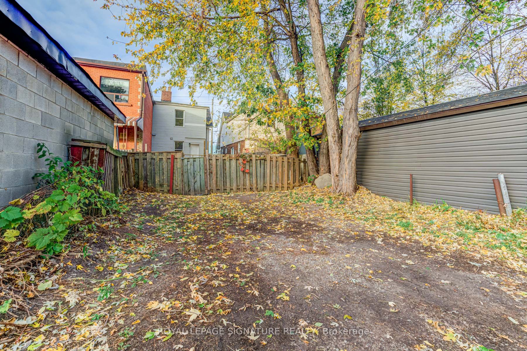 533 Victoria Pk Ave