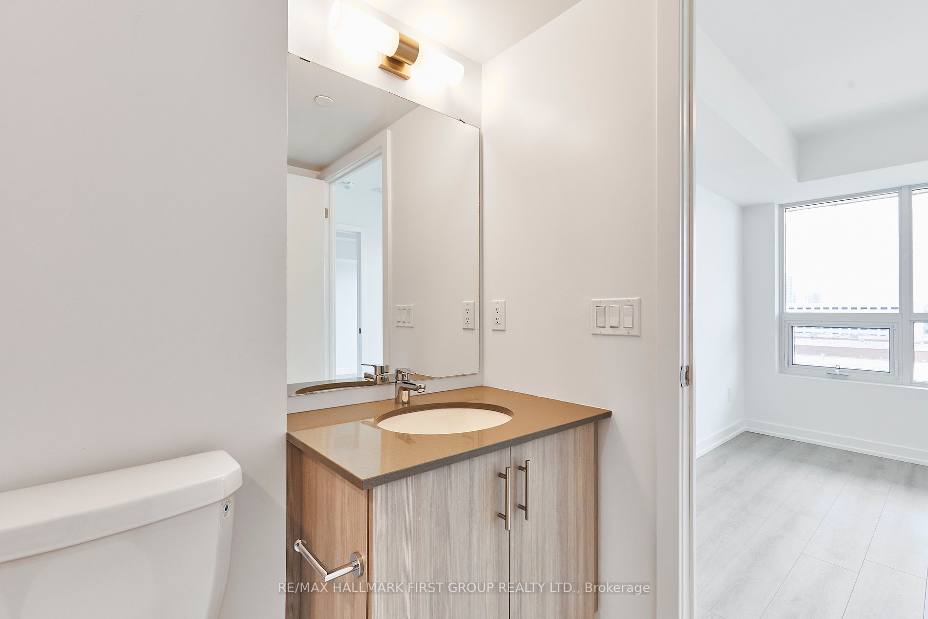 1435 Celebration Dr, #517