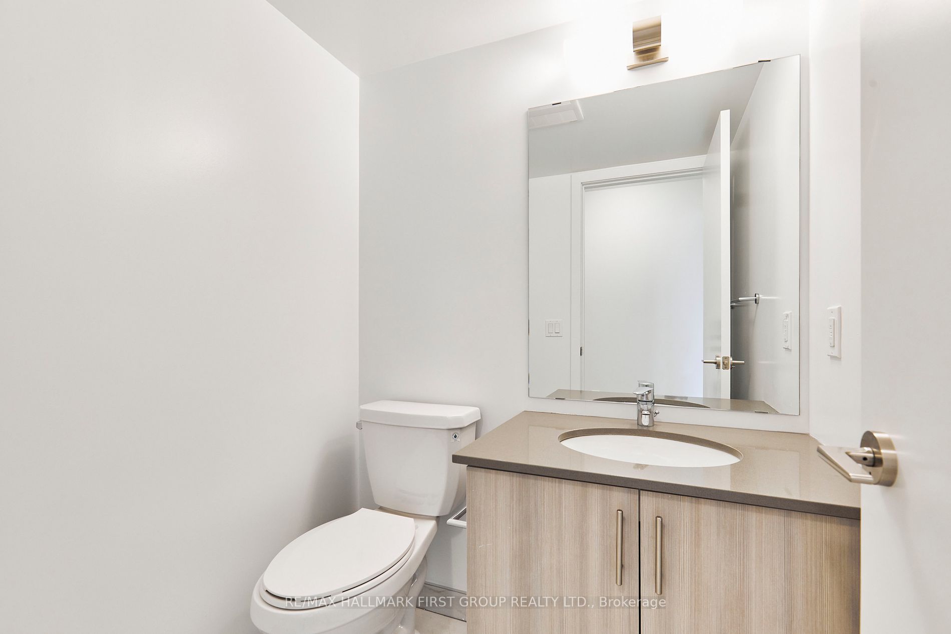 1435 Celebration Dr, #517