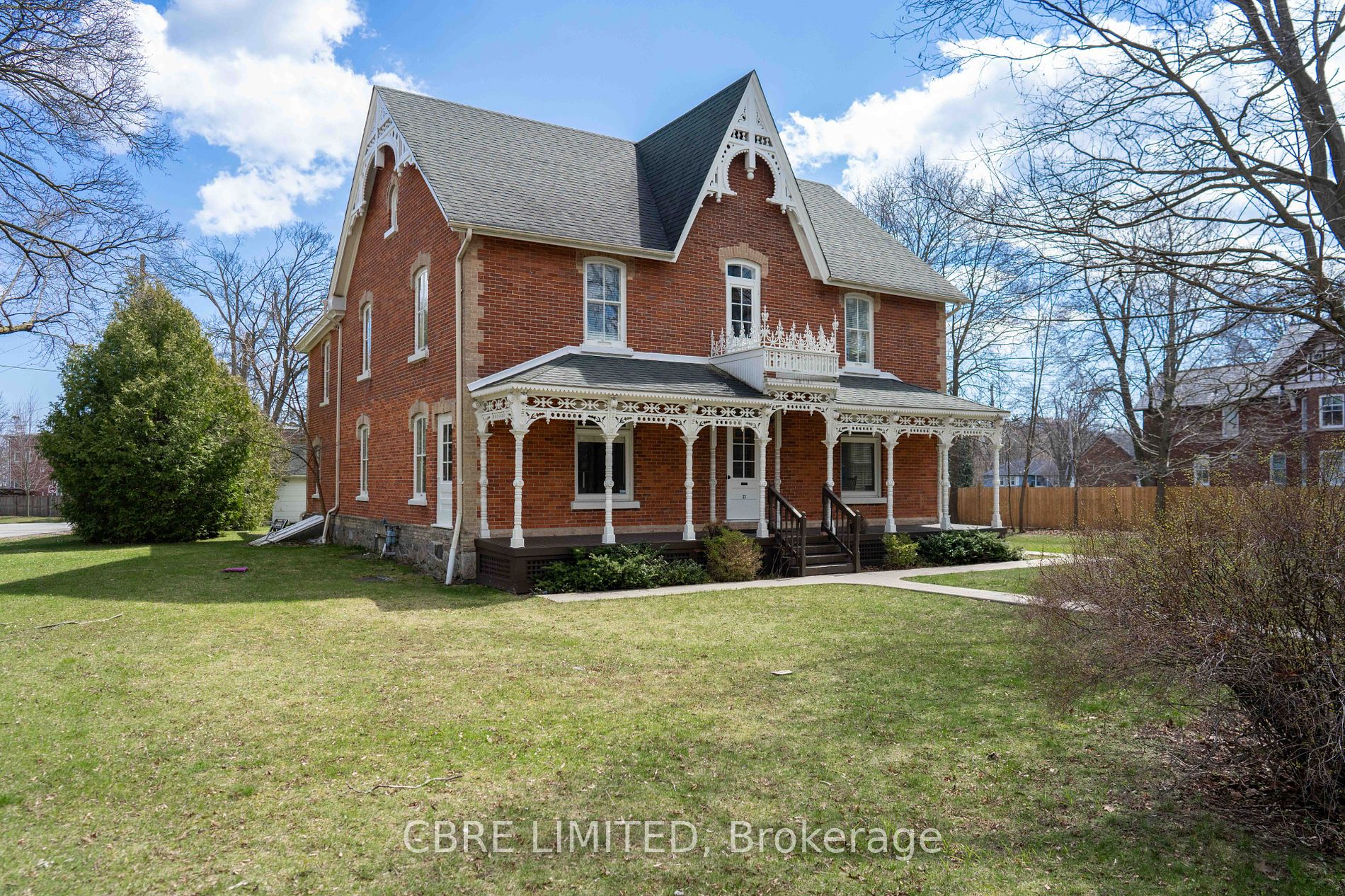 27 Old Kingston Road