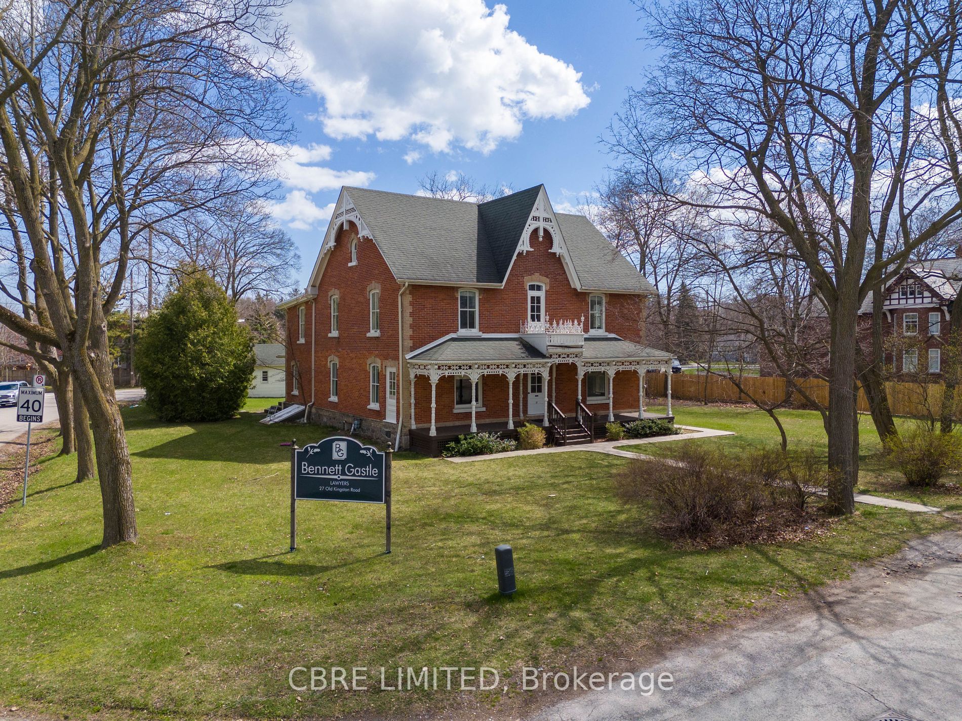 27 Old Kingston Road