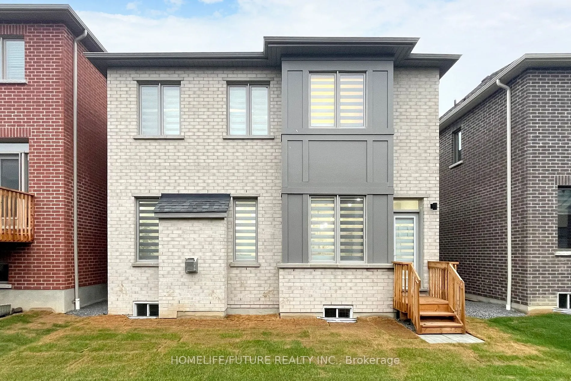 1415 Swallowtail Lane