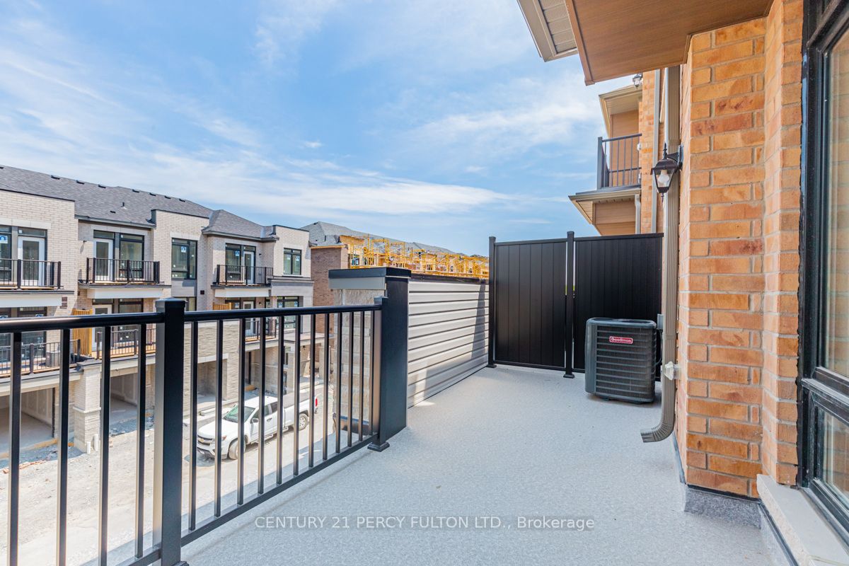 8 Cunliffe Lane