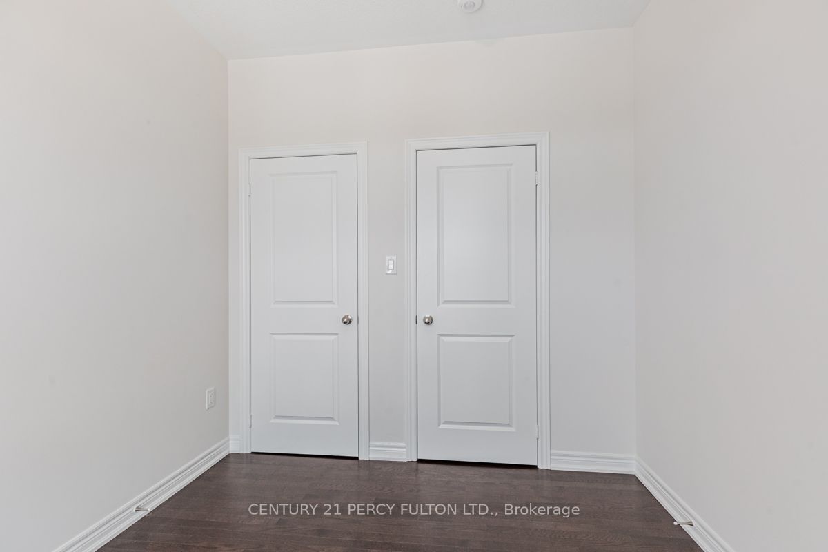 8 Cunliffe Lane