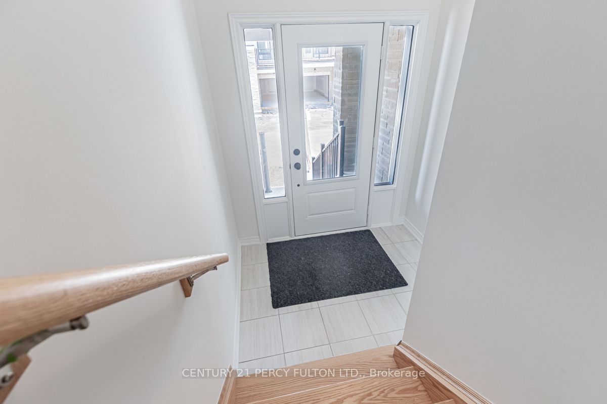 8 Cunliffe Lane