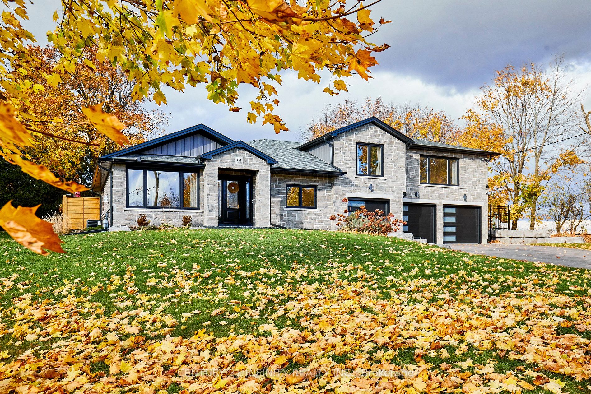 64 Bradley Blvd