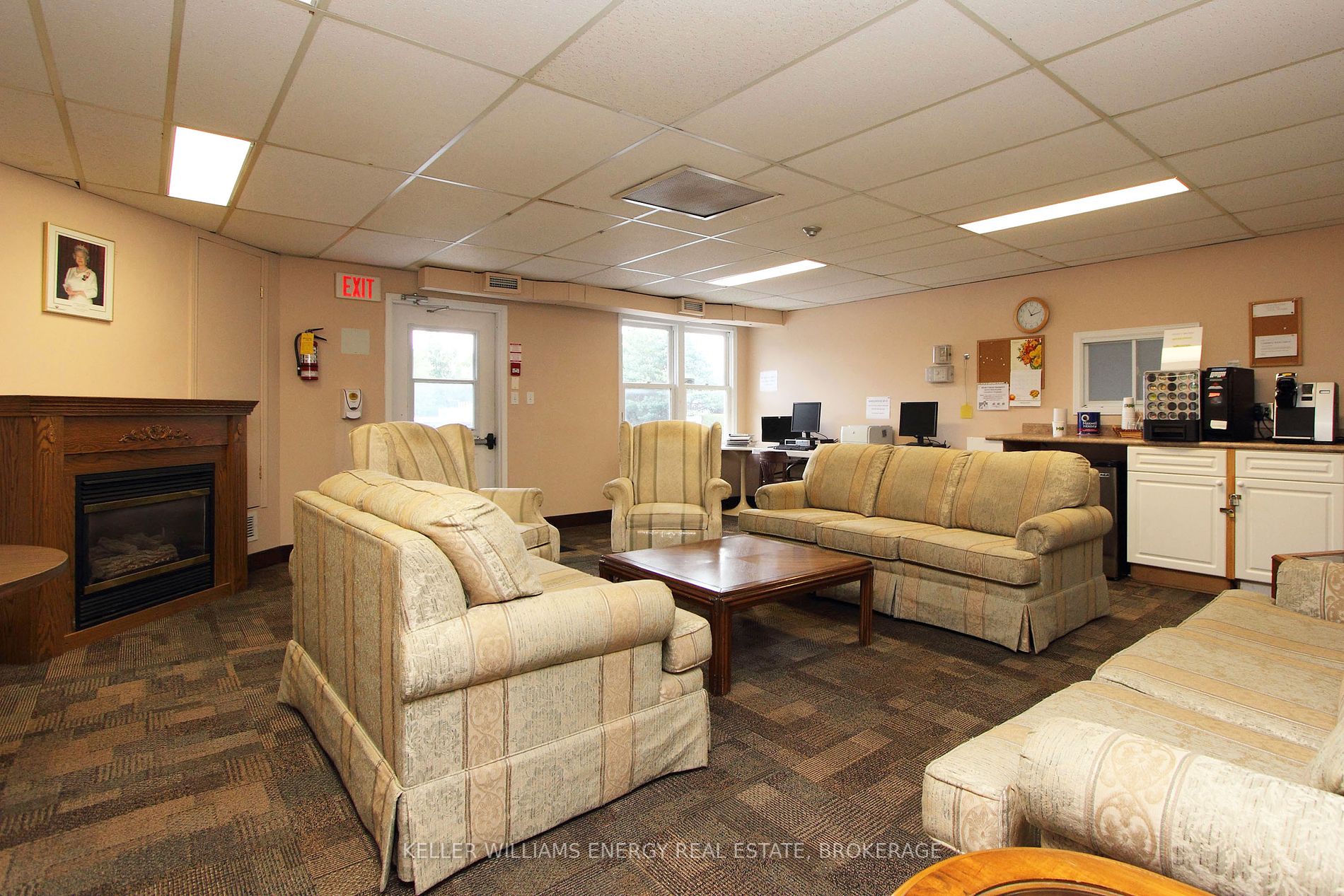 32 Wilmot Tr
