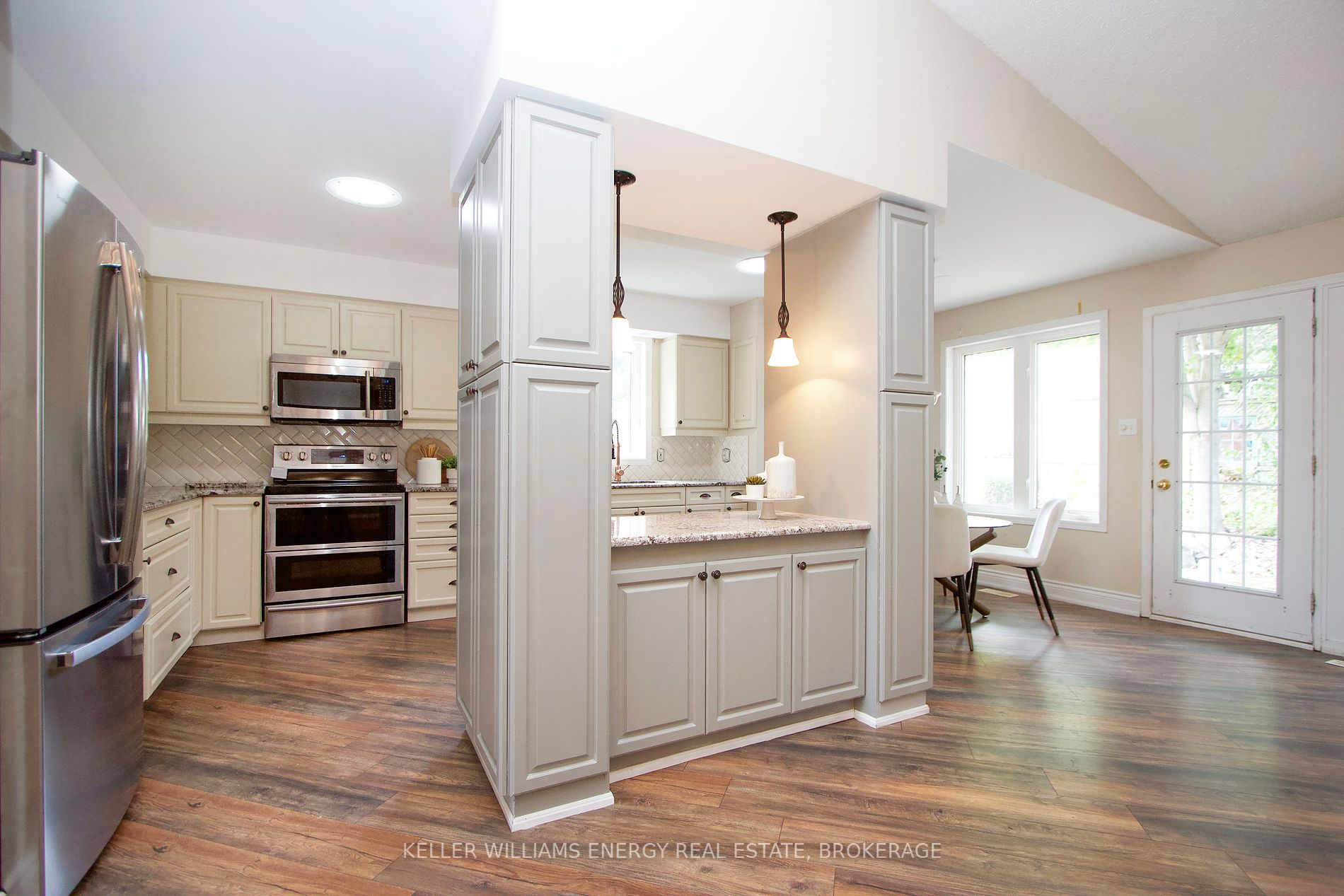 32 Wilmot Tr