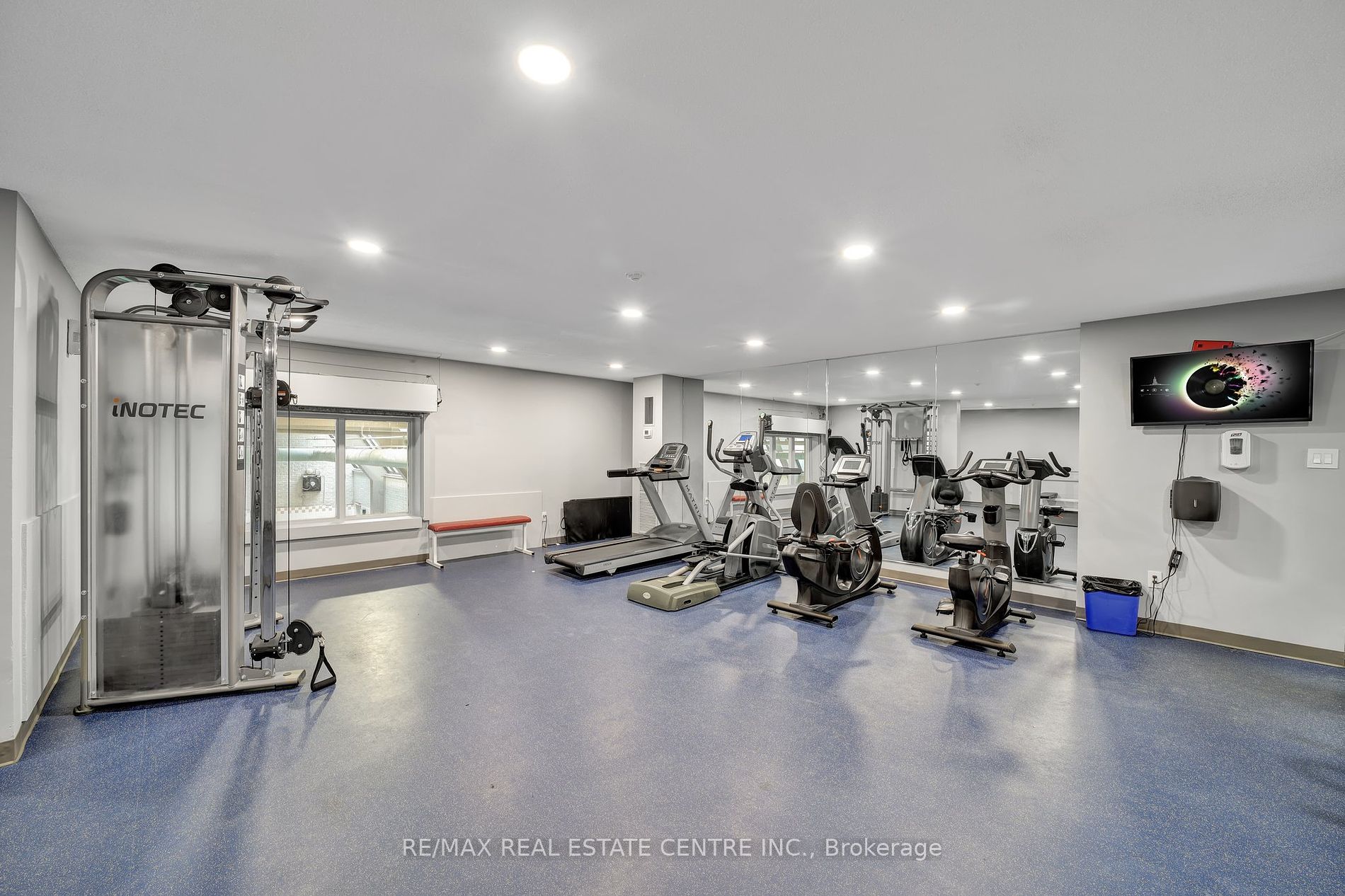 4062 Lawrence Ave E, #106