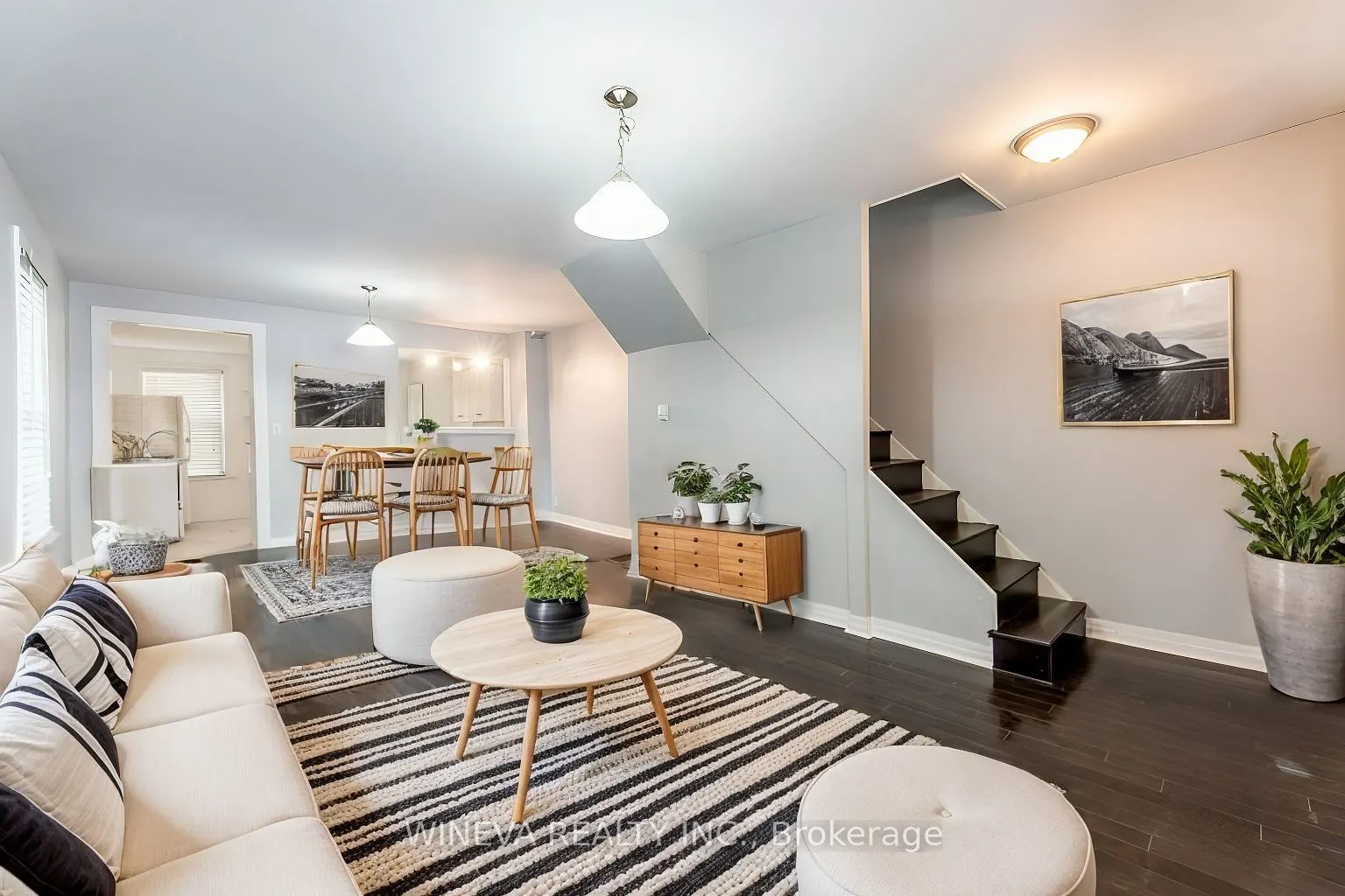 106 Willow Ave