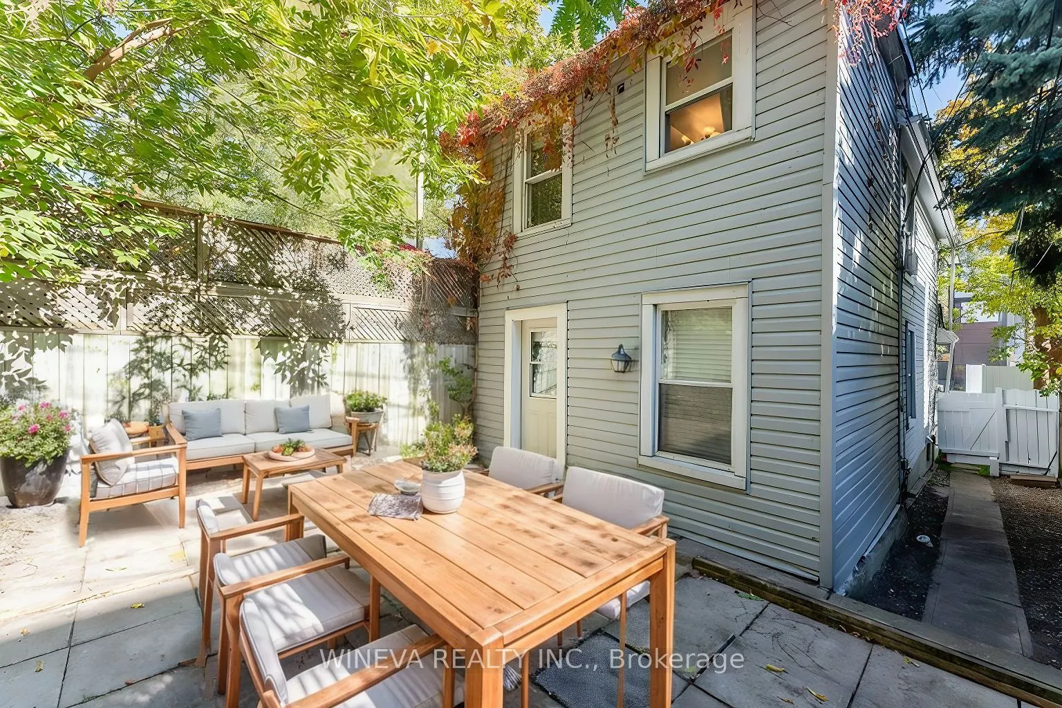 106 Willow Ave