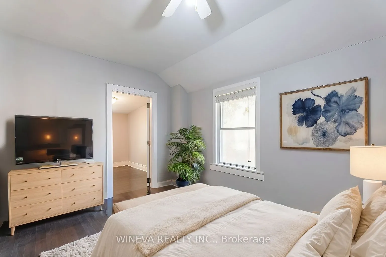 106 Willow Ave