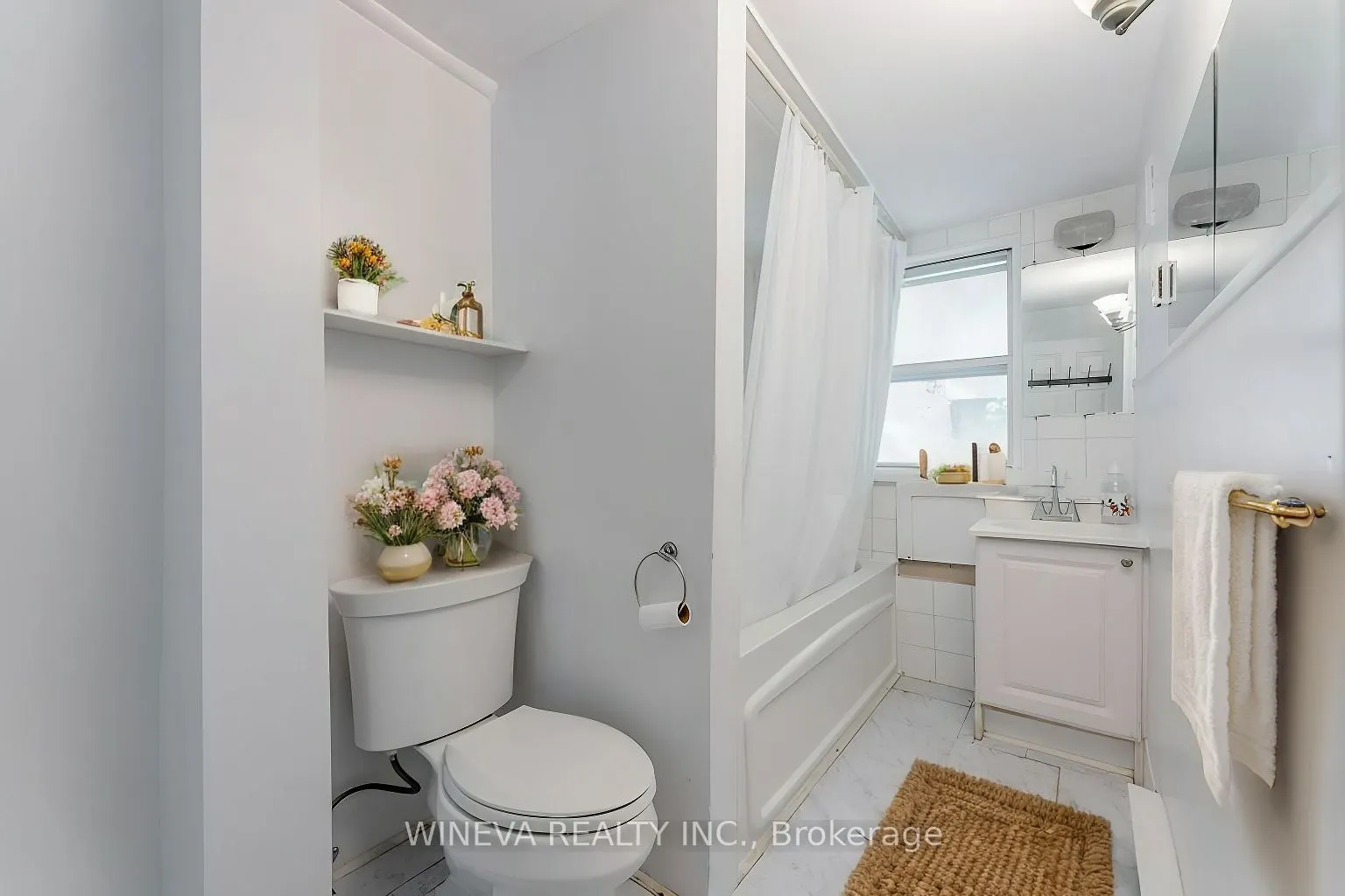 106 Willow Ave