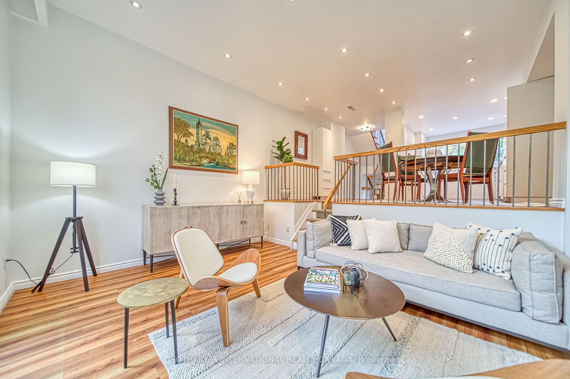 155 Woodbine Ave, #5