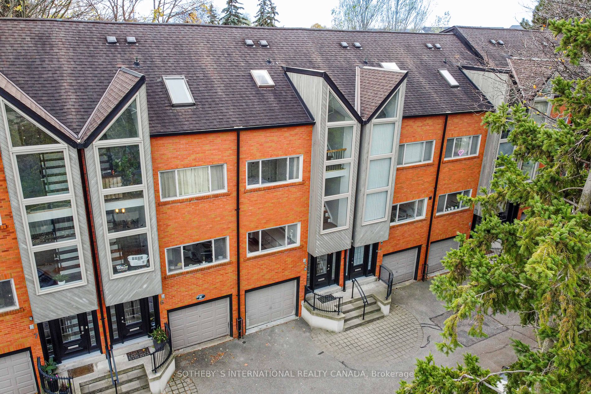 155 Woodbine Ave, #5