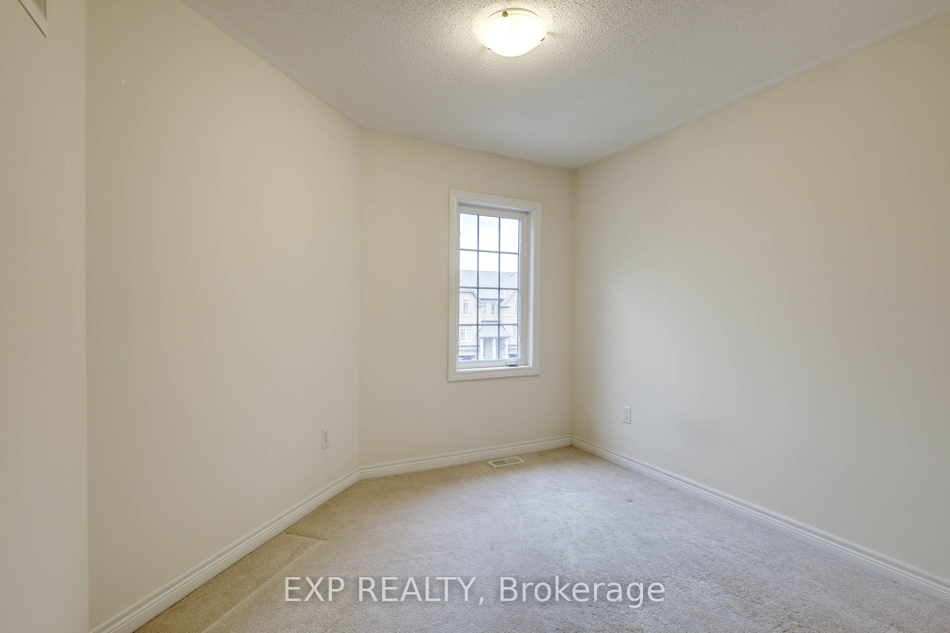 285 Finch Ave, #14