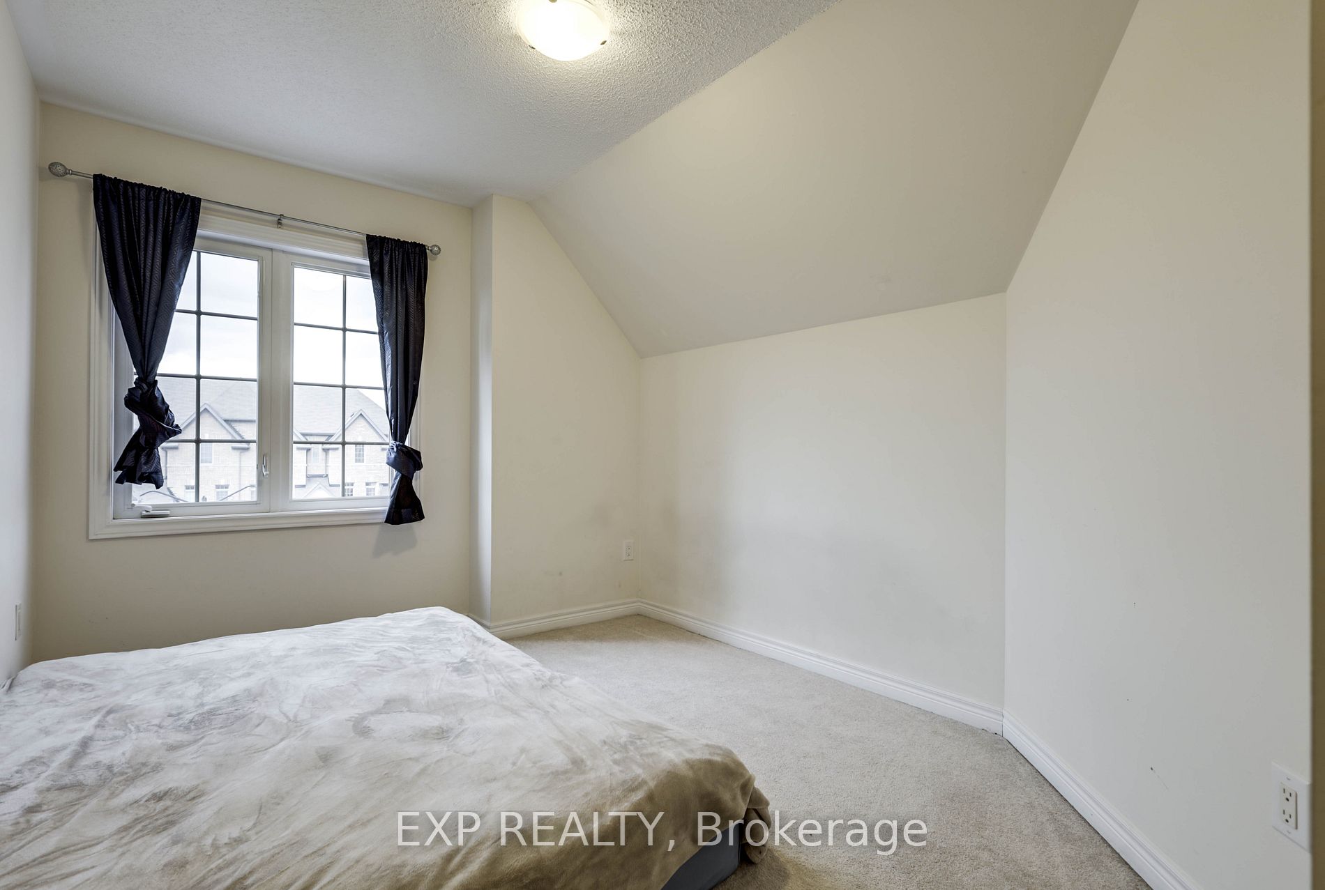 285 Finch Ave, #14