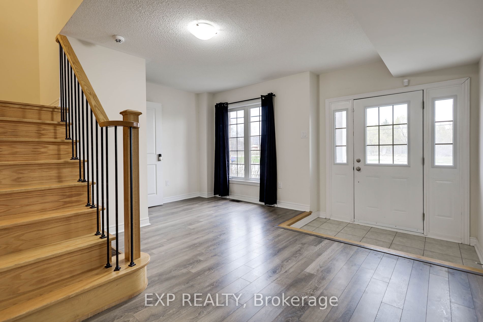 285 Finch Ave, #14
