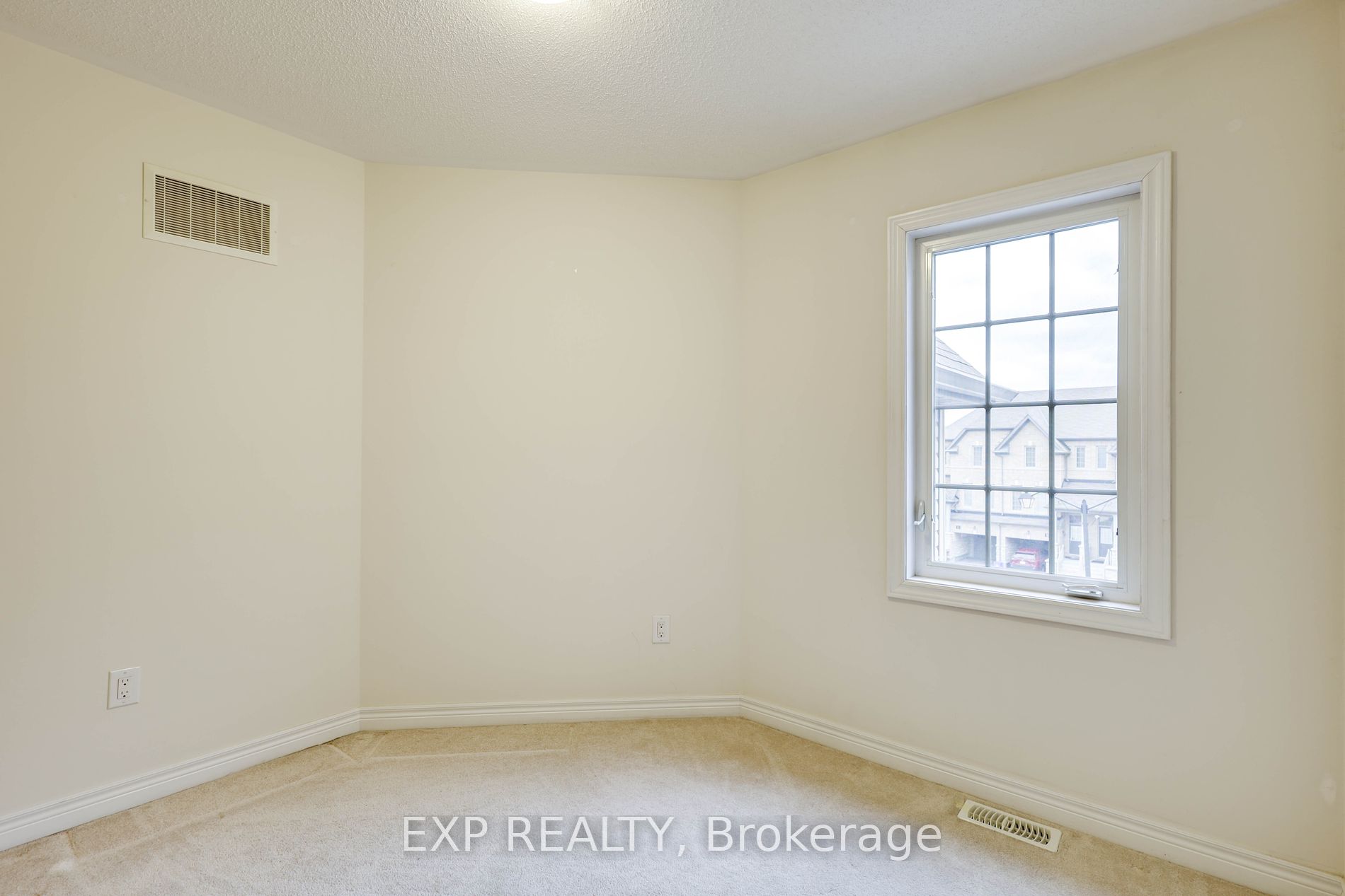 285 Finch Ave, #14