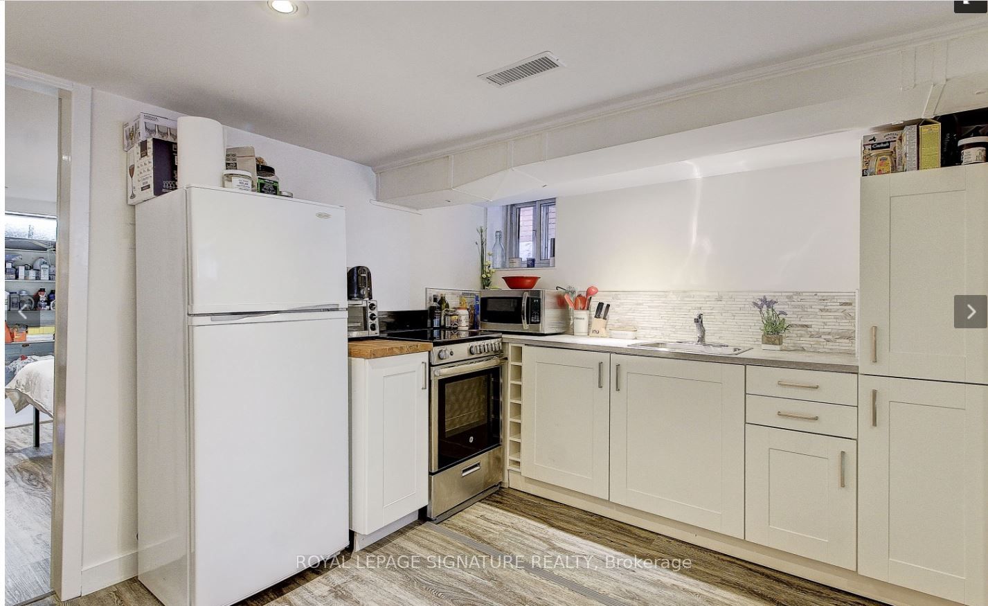 216 Milverton Blvd, #Bsmt