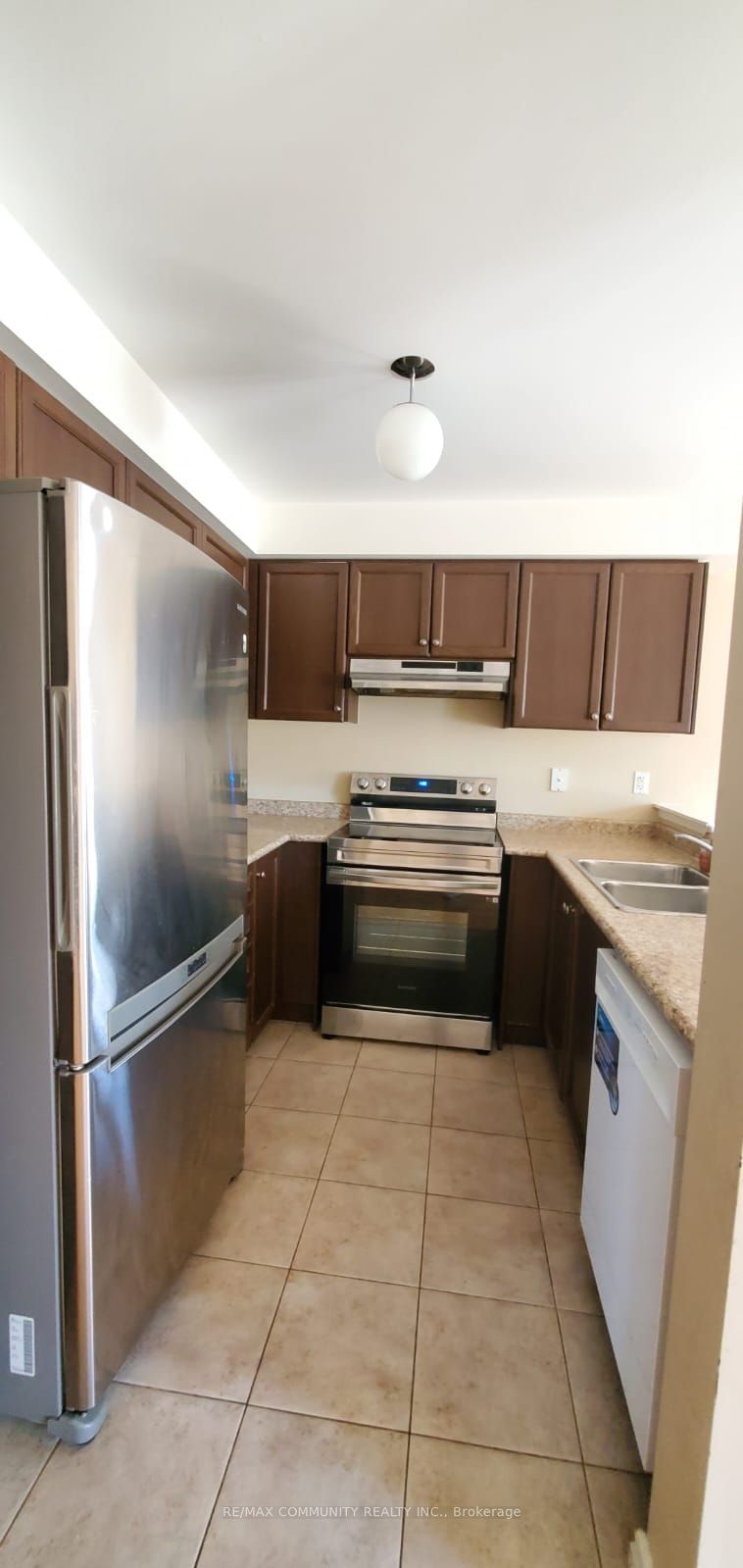 4 Blunden Rd