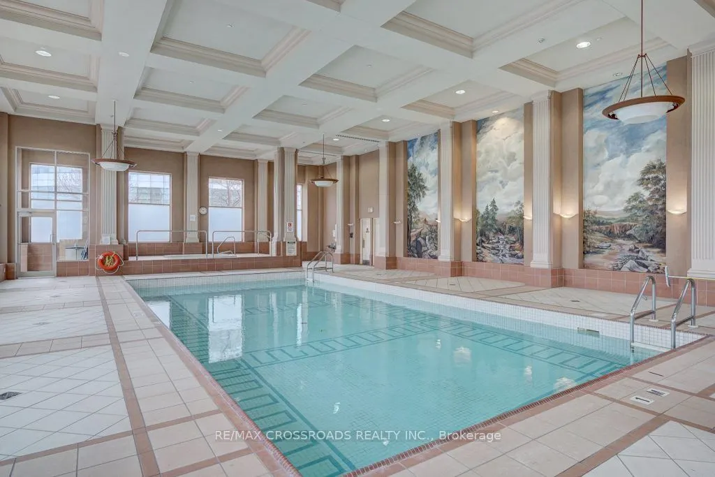 1 Lee Centre Dr, #1709