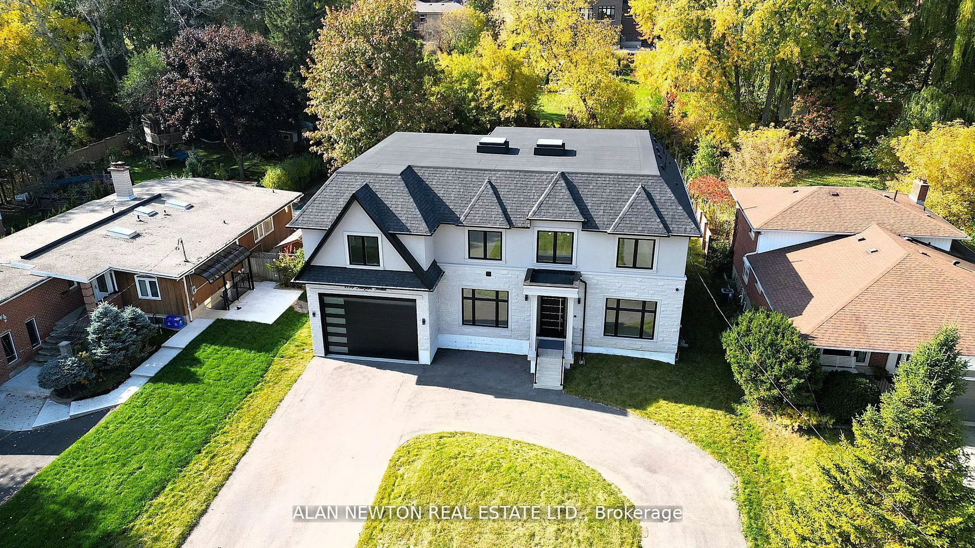 1750 Fairport Rd