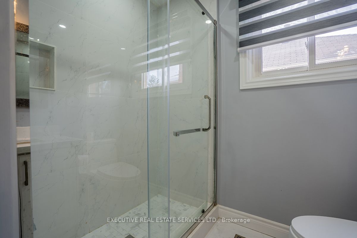 46 Willowbrook Dr