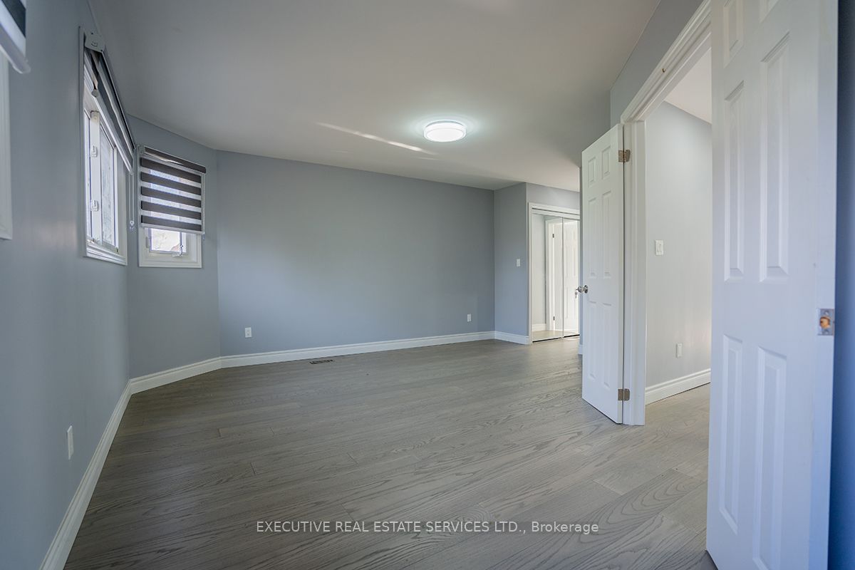 46 Willowbrook Dr
