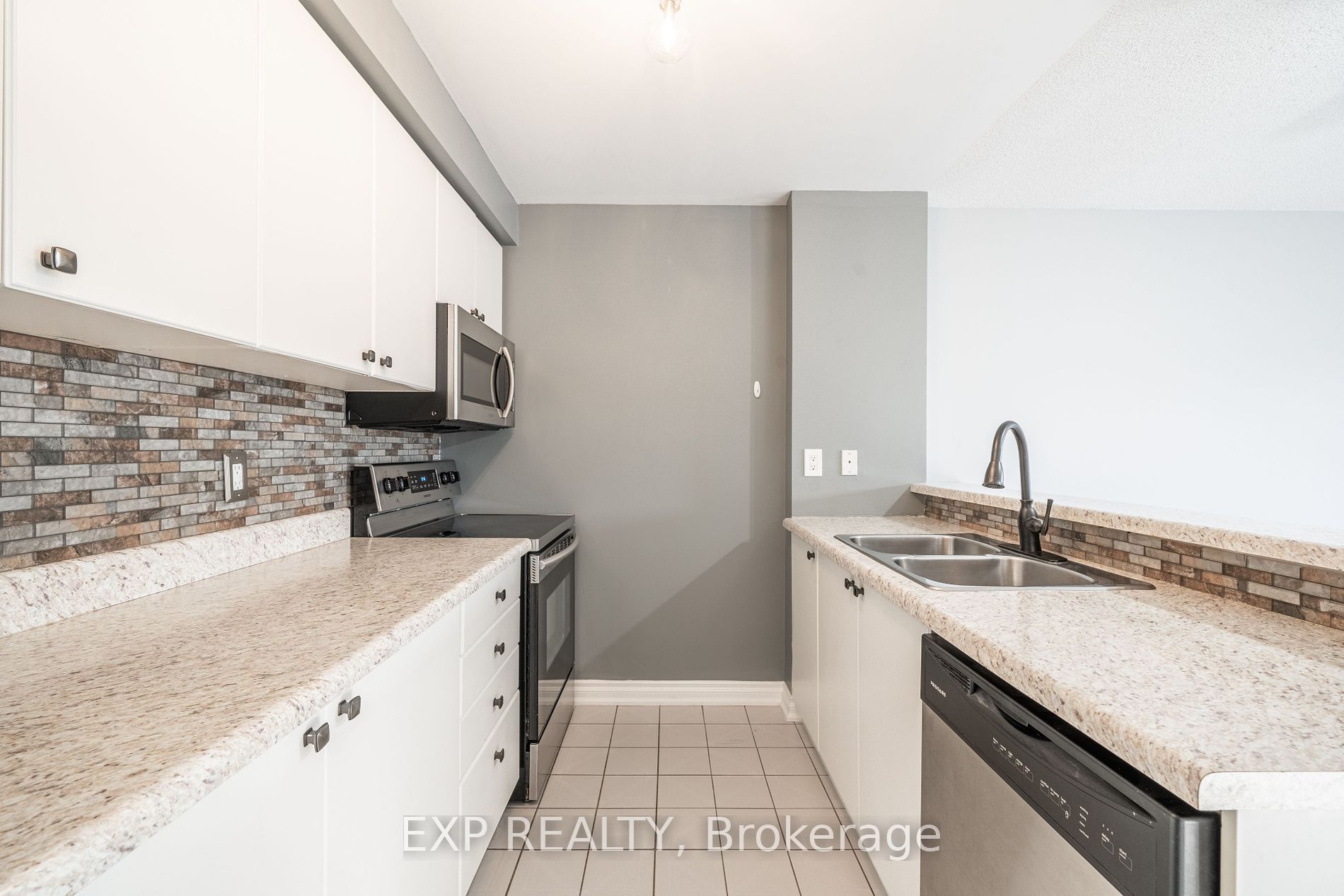 87 Aspen Springs Dr, #207