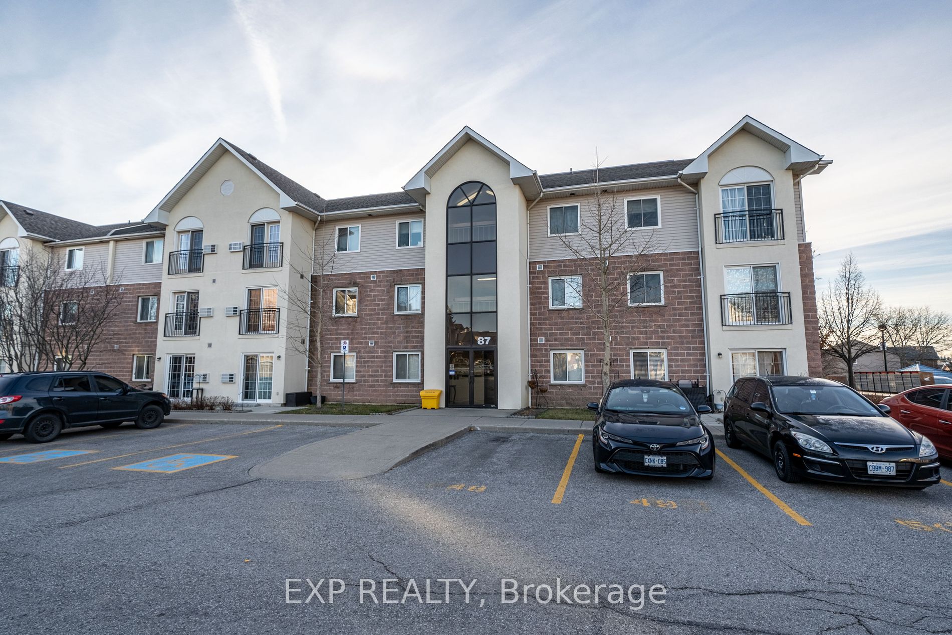 87 Aspen Springs Dr, #207