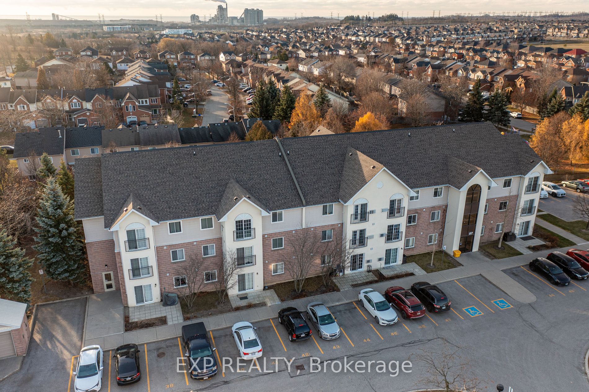 87 Aspen Springs Dr, #207