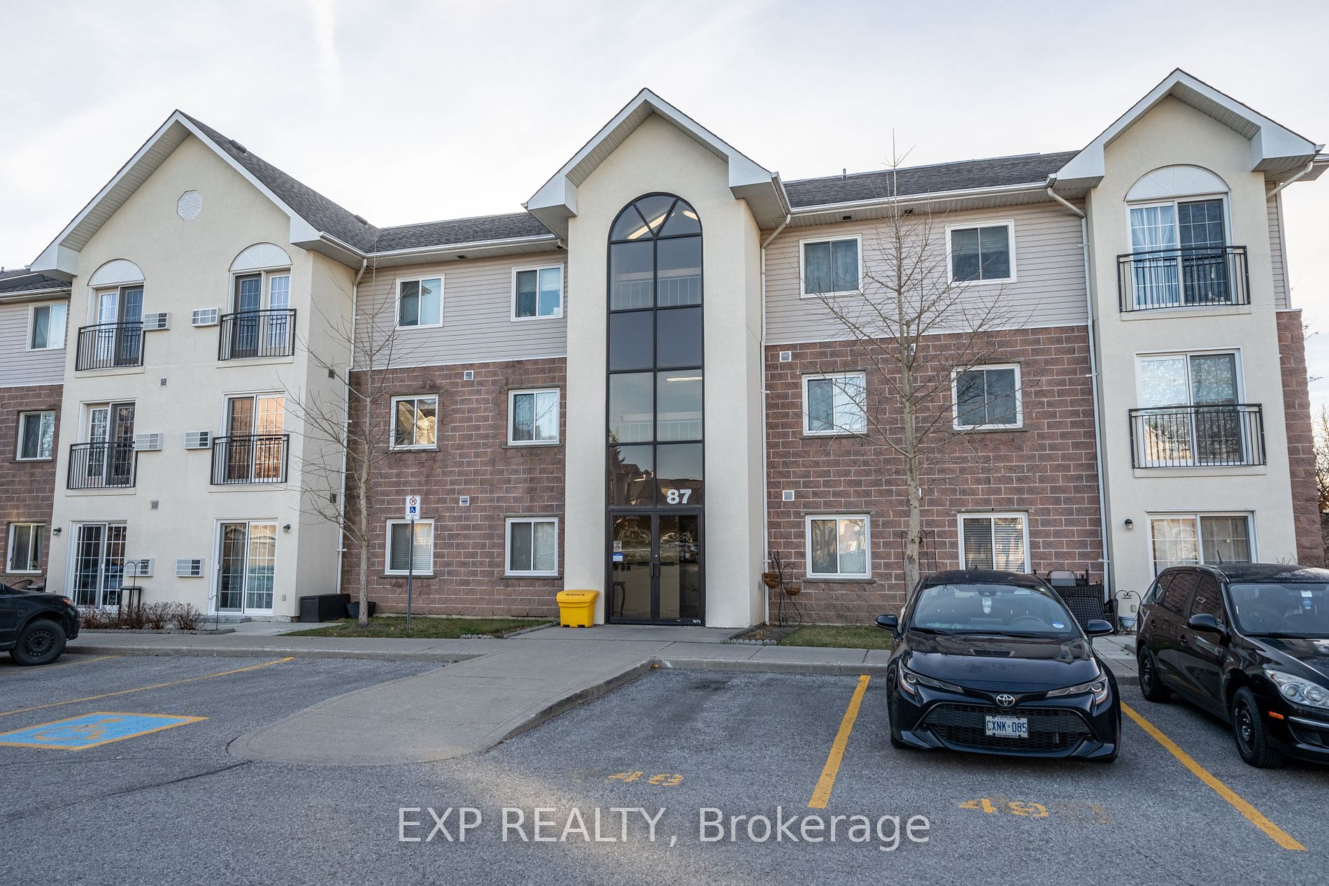 87 Aspen Springs Dr, #207