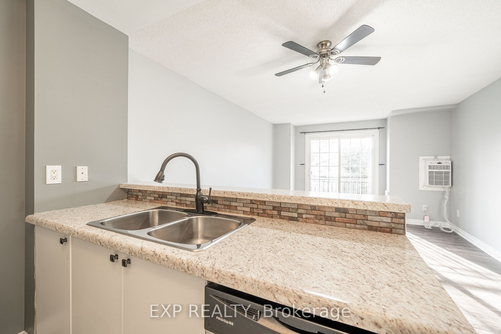 87 Aspen Springs Dr, #207