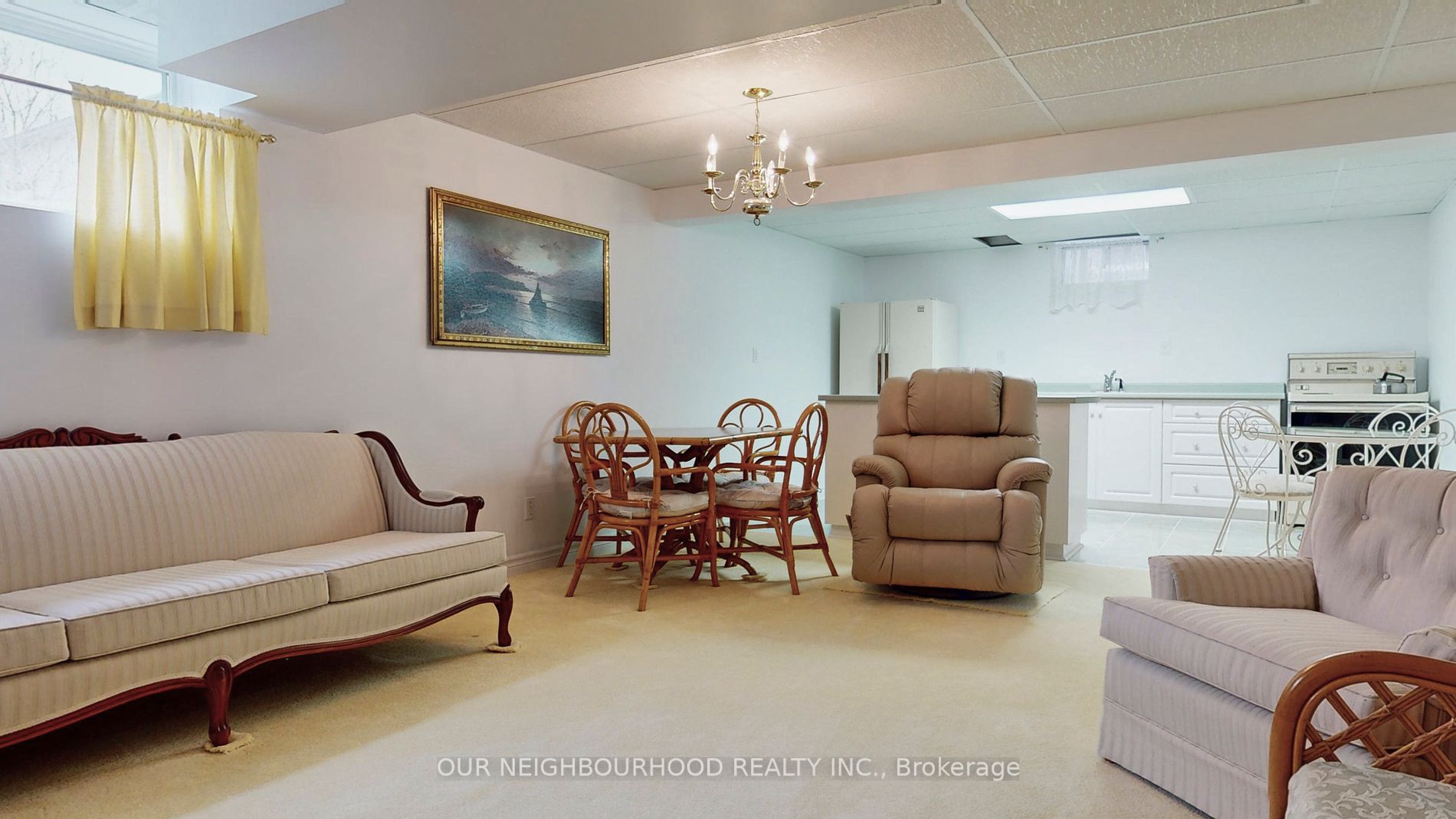 44 Headlands Cres