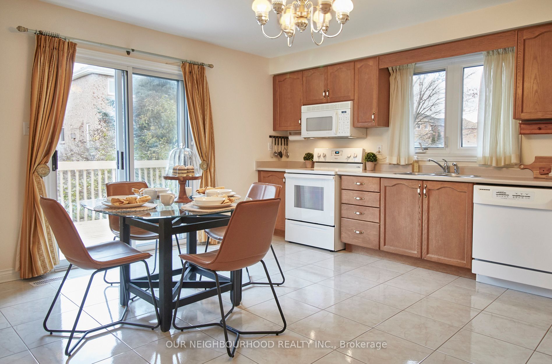 44 Headlands Cres