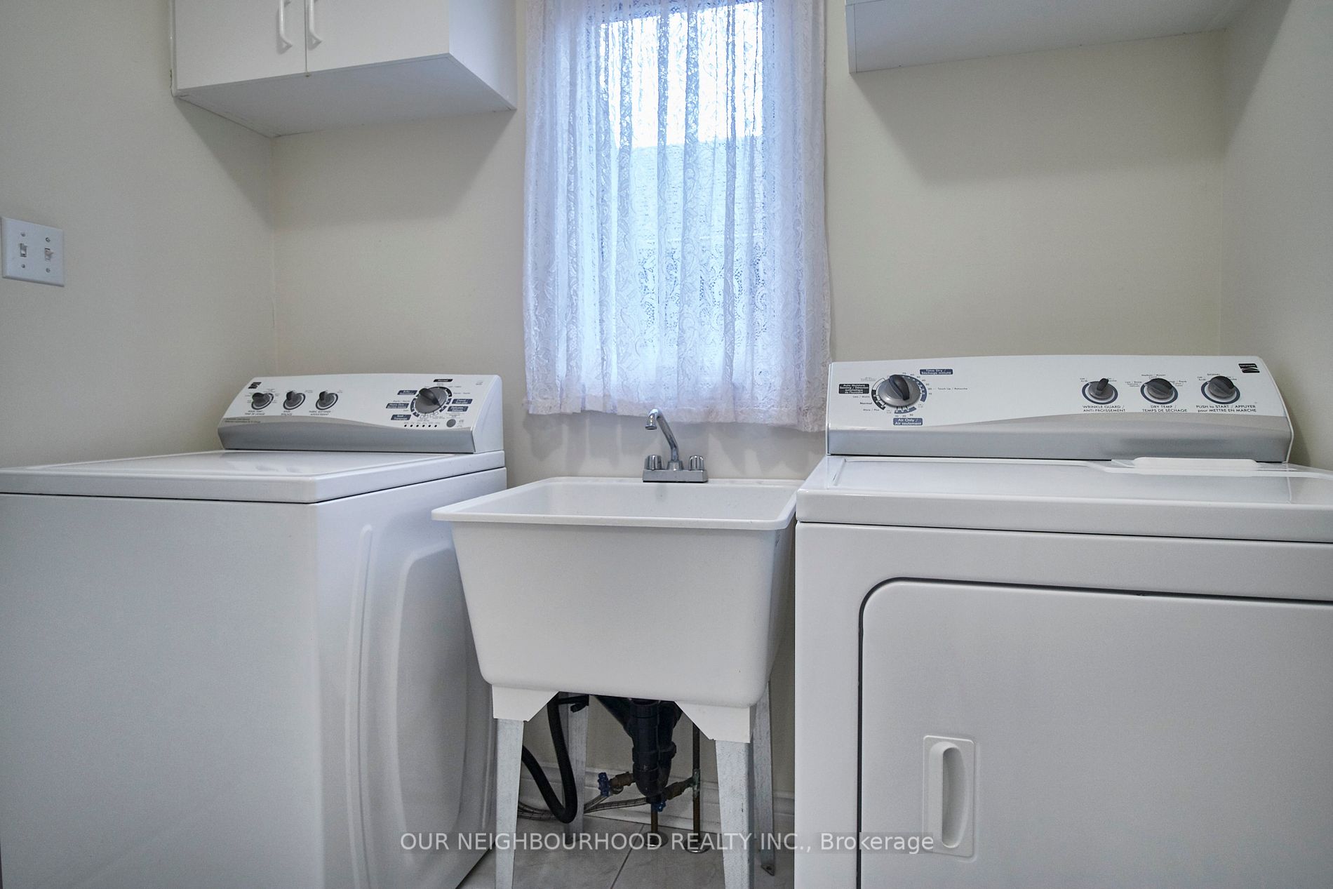 44 Headlands Cres