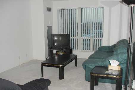 1 Lee Centre Dr, #1601