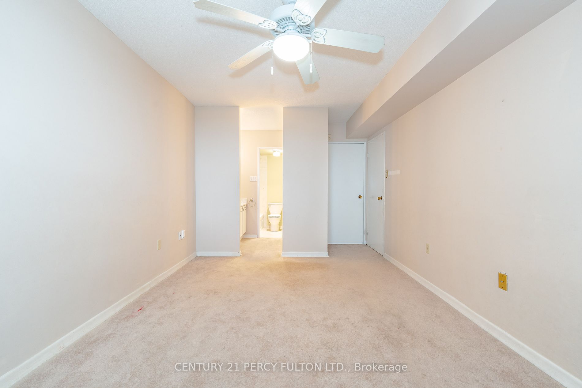 121 Ling Rd, #1403