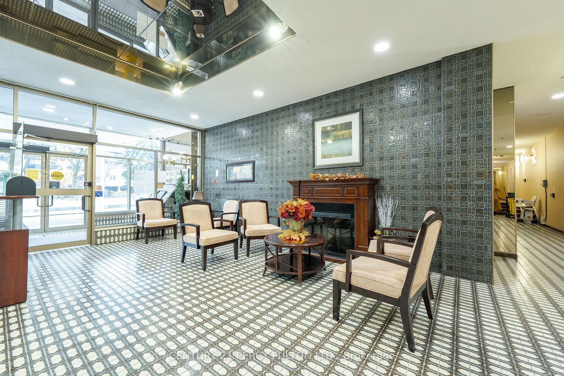 121 Ling Rd, #1403