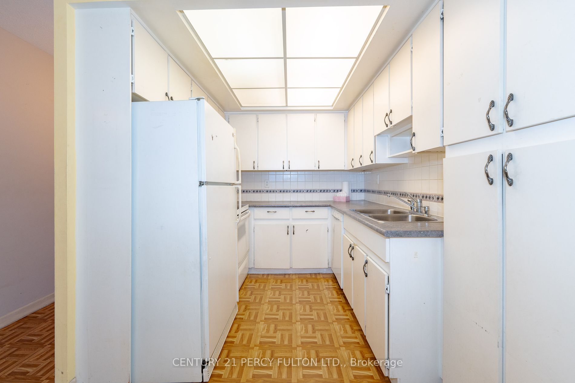 121 Ling Rd, #1403