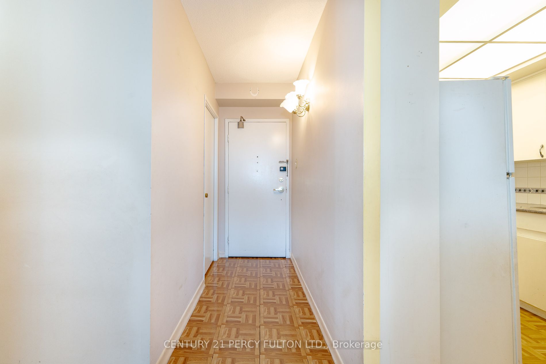 121 Ling Rd, #1403