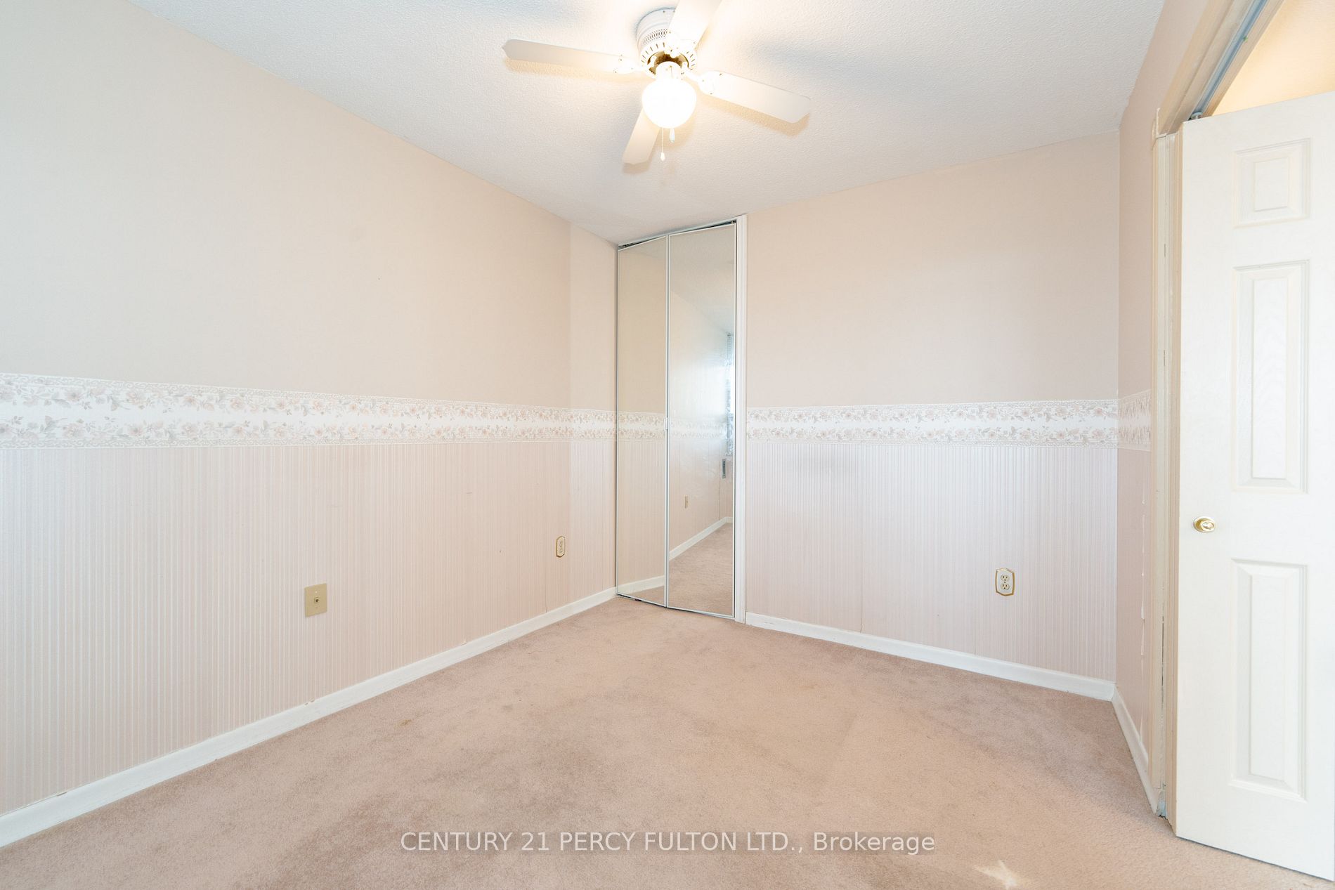 121 Ling Rd, #1403