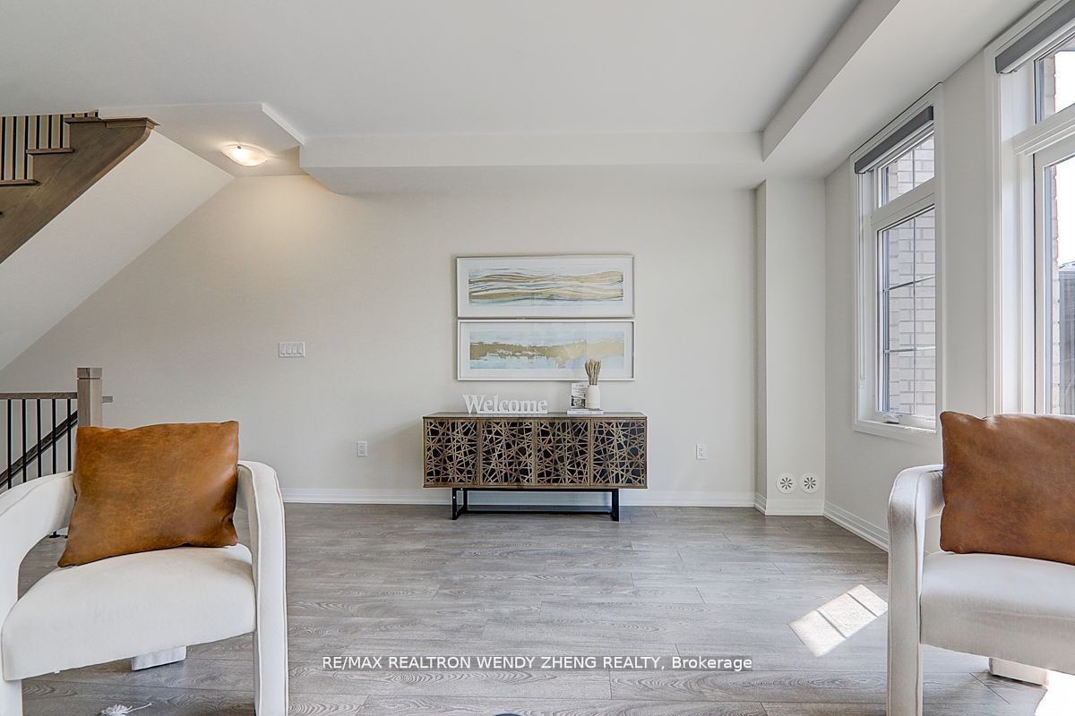 2726 Peter Matthews Dr