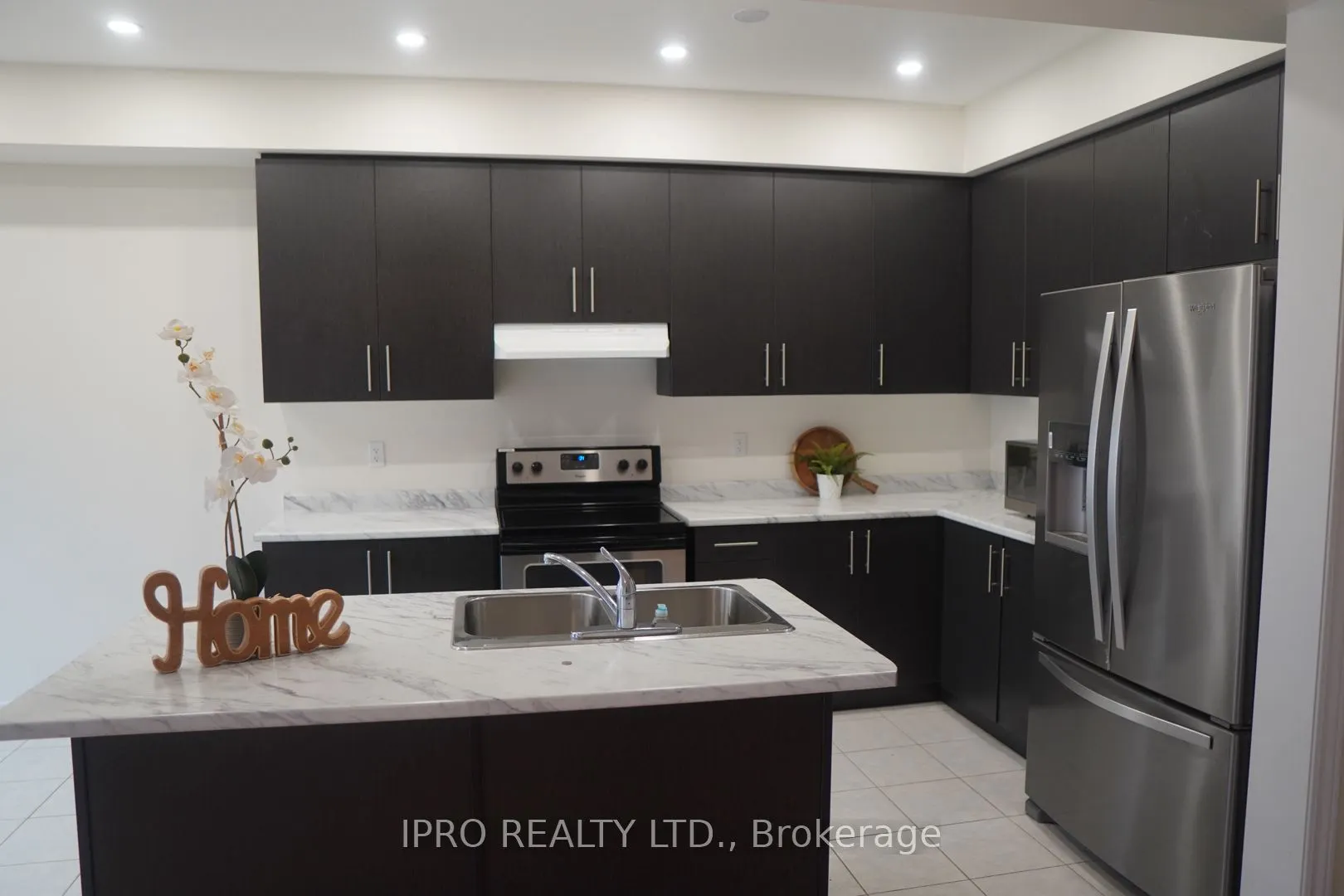 1113 Skyridge Blvd