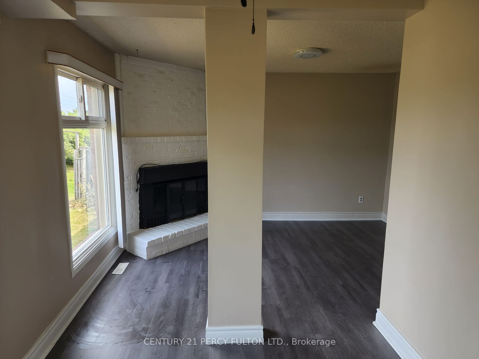 38 Gilmour Dr